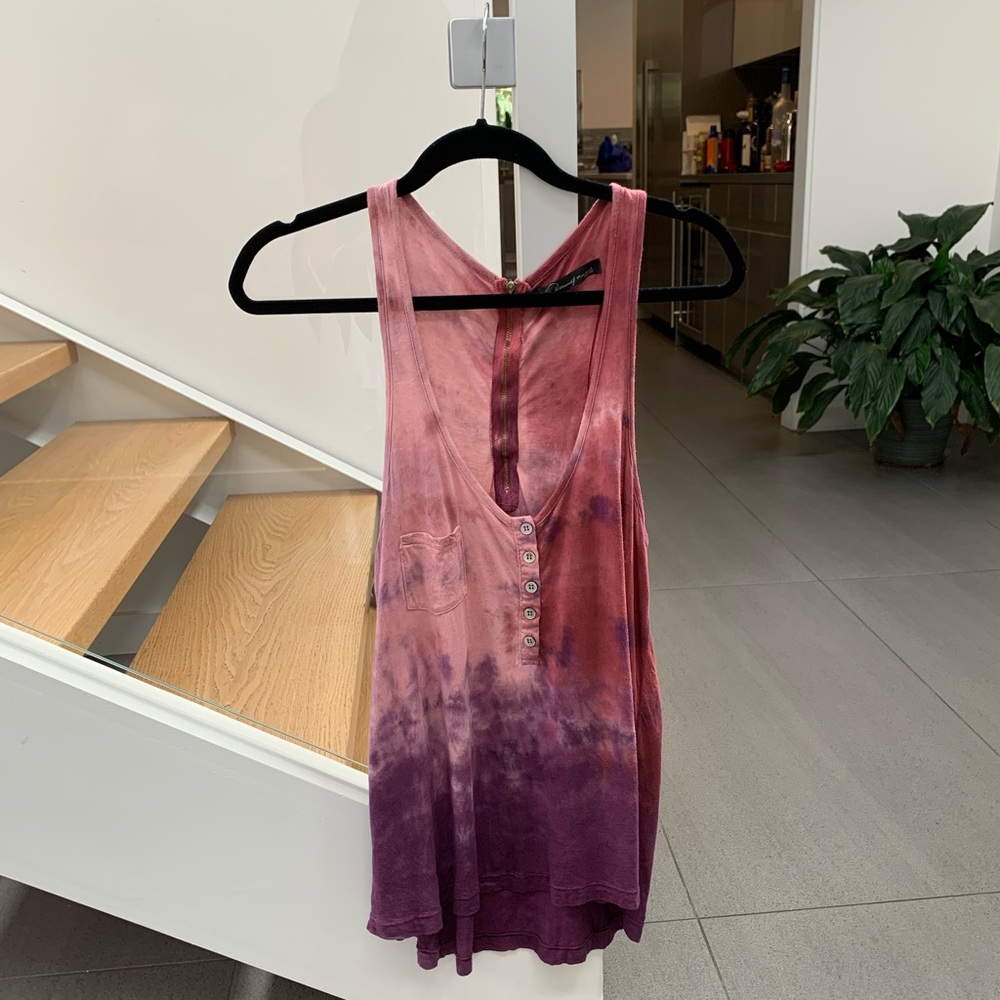 Women's tank top